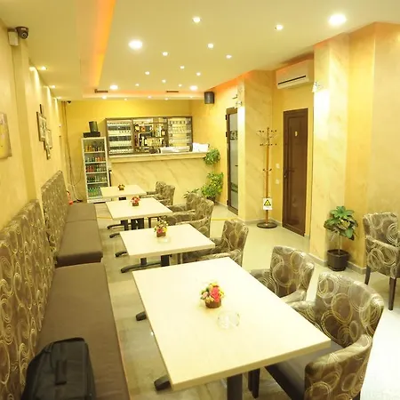 Garni Laguna Lux Guest house