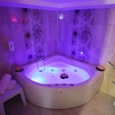 Guest house Garni Laguna Lux 2*